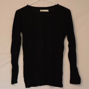 Classic Black Long-Sleeve Shirt